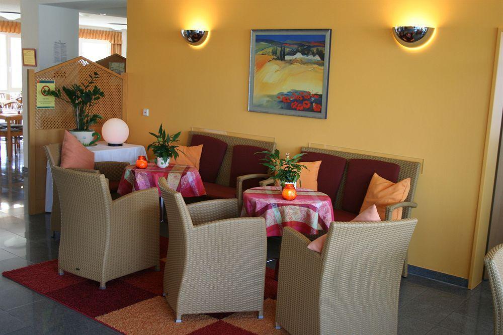 Hotel Sunparc - Shuttle Zum Europa-Park Rust 4Km & Rulantica 2Km Рінґсгайм Екстер'єр фото